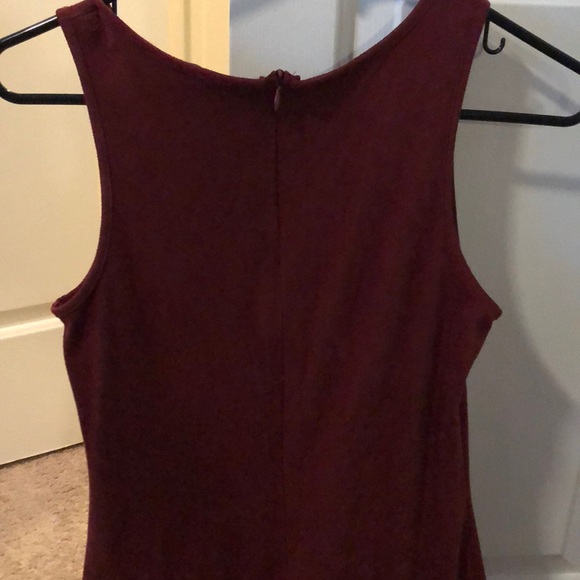 Adorable velvet dark maroon bodycon dress - Picture 6 of 8